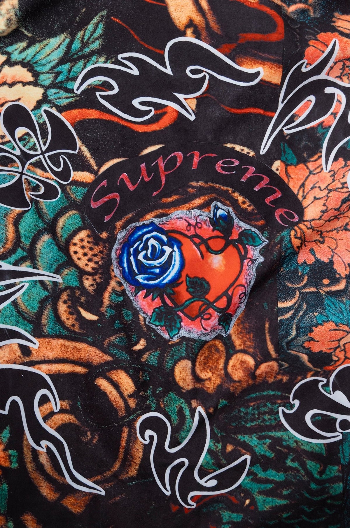 Supreme Sacred Heart GORE-TEX Shell Jacket – SS22 – supergl0rious