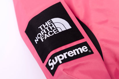 Supreme® x The North Face® Summit Series Outer Tape Seam Coaches Jacket (SS21) - supergl0rious
